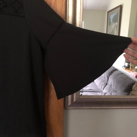 Ava & Viv Black Bell Sleeve Tunic 3XL - Picture 2 of 7